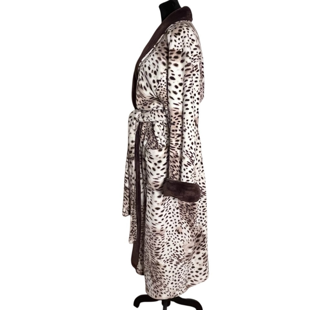 Natori Plush Animal Print Robe — Size XL - Picture 12 of 16